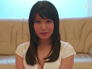 Chigusa hara delightful mehka prsi in okrogla rit 2.