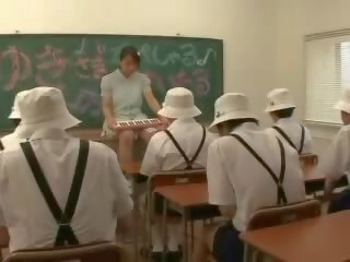 Japansk klasserom moro vid