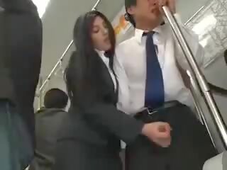 Azjatyckie na ręcznym w publiczne autobus, darmowe publiczne kanał seks wideo pokaz 08 | xhamster