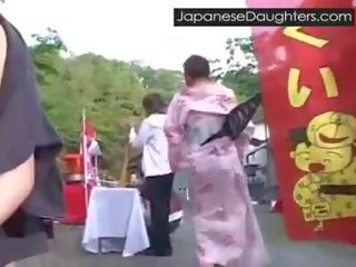 Giovane giapponese giapponese lassie anale scopata difficile per il primo tempo